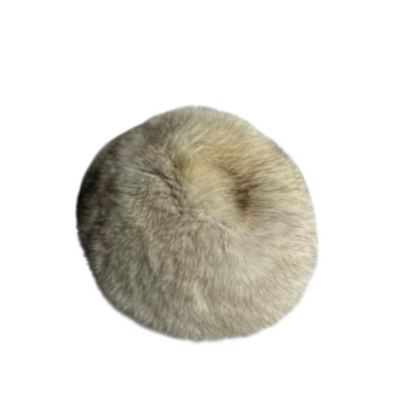 Irene of NYC Mink hat - Picture 4 of 5